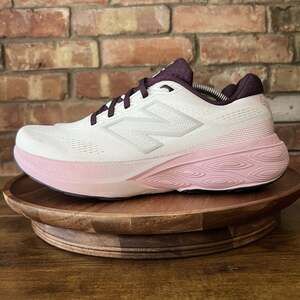 New Balance Fresh Foam X 880 v15 Womens 10 Pink White Running Shoes Sneakers